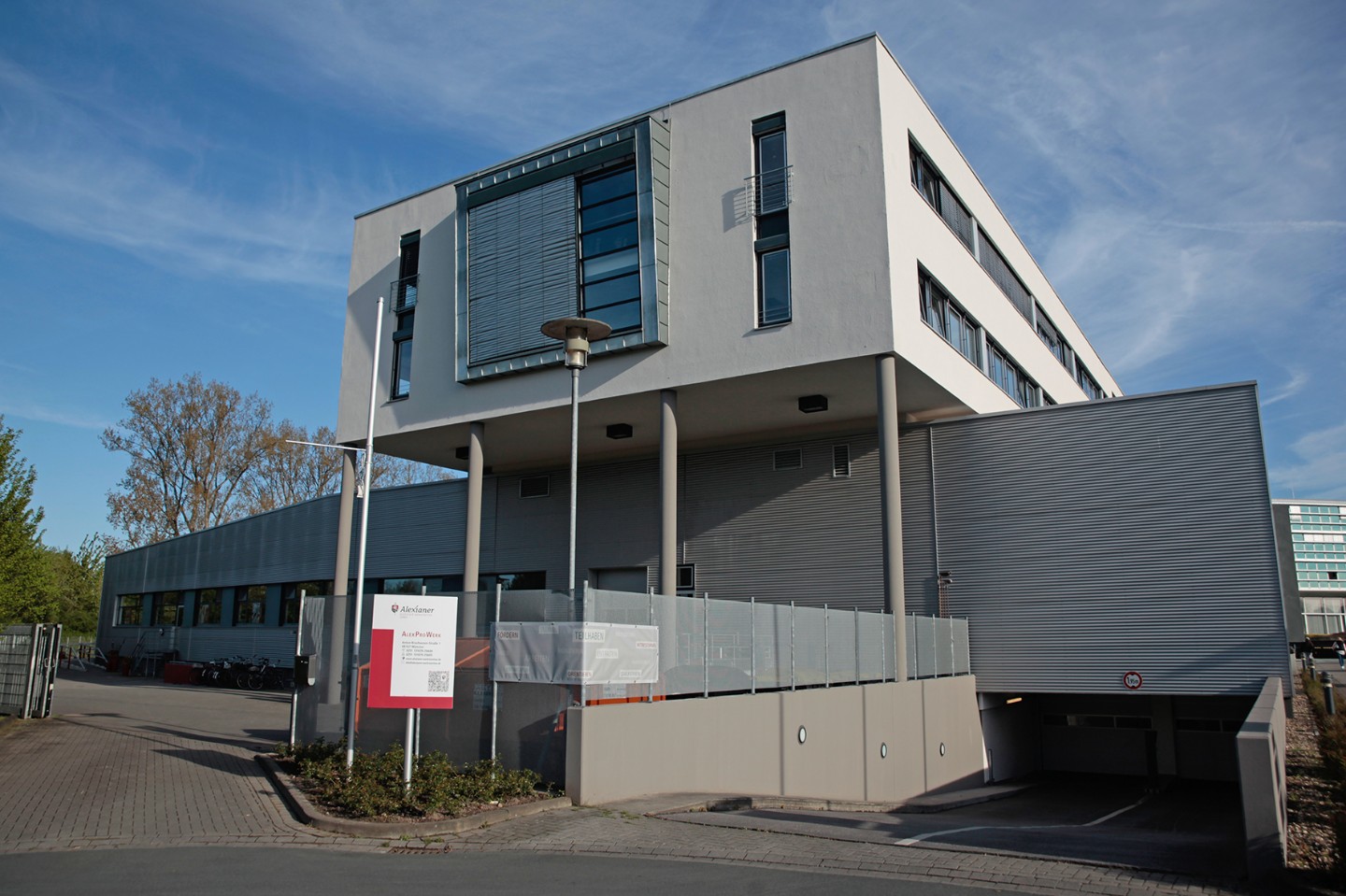 The Research Fab Battery Cells tests process steps of battery cell production in the “AlexProWerk”. The Research Fab Battery Cells tests process steps of battery cell production in the “AlexProWerk”.